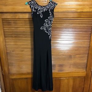 Long black prom dress 🖤